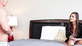 Passionate Pussy-Ramming With Horny Older Guy - MILF KenzieLove