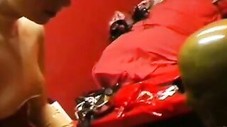 Hot MILF Finger-Bangs Herself While Husband Watches