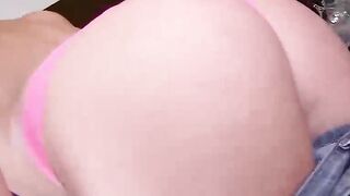Hot Handjobs - Sexy MILF Katie England Gets A Huge Load On Her Face