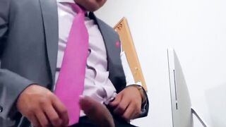 Classy Men - Savvy Salvar Mendoz & Hunks Robby Roja Fucked Hard