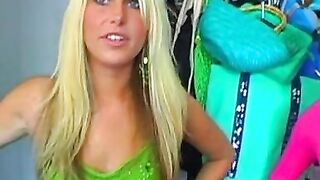 Doll Serves Up A Hot Meal For Her Master In This Sexual Roleplay Scenario