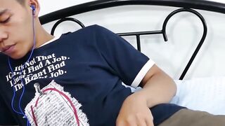 Asian Twinks Foot Fetish - Solo Masturbation & Toe-Sucking