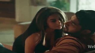 AnkhiiyoN SE GOLI MAARE - Erotic Thriller with Hot Indian Couple