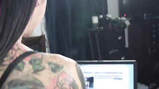 Tatted Ghetto Bitch Joanna Vaga Rides A Monster Dick - Hardcore Sex