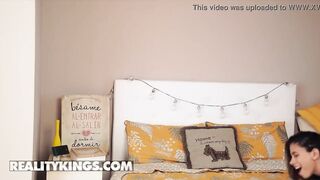 (Andy Stone) Cant Resist (Nicolss) Dancing Movie And Her Banging