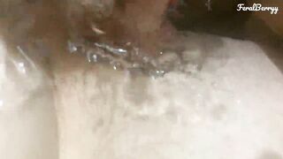 pov amateur head inside the restroom. FeralBerryy