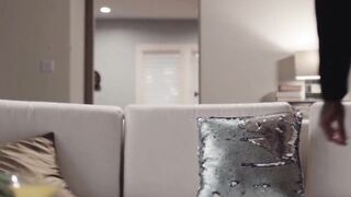 Transgender Babe Jade Venuses Gives A Wild Blowjob And Throat Fuck To Husband's Friend