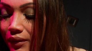 Yasmine Lee's Ass-to-Mouth Blowjob & Anal Gape - POV MILF Fucks Like A Pro