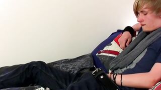 Solo Masturbation - Hot Twink Jacks Off And Spunks Load On His Abs