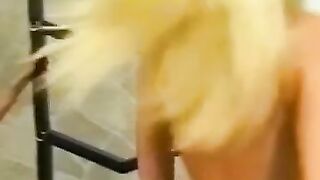 Petite Maiden's Delicate Throat Gives A Deepthroating Blowjob
