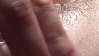 Hunk's Solo Play - Jacking Off & Shooting A Massive Load
