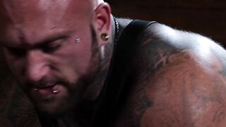 Muscular Hunks - Anal Threesome with Big Dick Studs Derrick Kagen & Gunner Stoner
