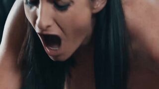 MILF HOTTIE SILVIA SAIGE GETS A FRENCH KISS FROM MY COCK POV VIEW