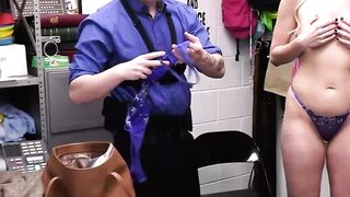 Mommy-Loves-Dick": Older Milf Mother Lindsay Love Sits On Tyler's Hungry Dick And Gets Fucked Hard!