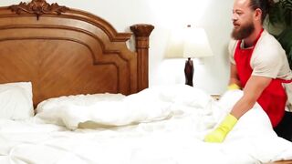 Busty Housewife Artimisa Luv Gets Her Hungry Pussy Filled By A Huge Dick