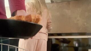 Wet & Wild Morning Blowjob - Wife Serves Up A Sloppy Facial