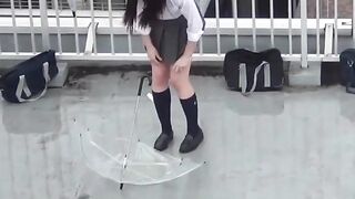 Public Peeping - Kinky School Girls Get Busted For Peeing In Public