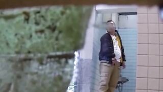Tokyo's Daring Ladies - Public Toilet Pee Party
