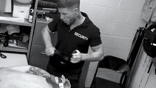 Thieves Get Their Just Deserts - Police Office Dominates Criminal In Roleplay