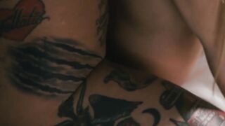 Scarlet Fever & Jessica Lynn - Girl-on-girl Scissoring Action