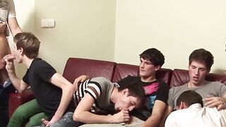 Sensuous Blow Job - Hot Twinks Fucking Hard In Bed