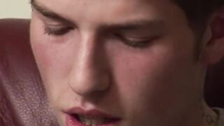 Sensuous Blow Job - Hot Twinks Fucking Hard In Bed