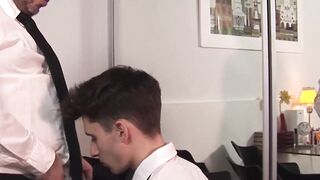 Daddy's Boy Twinks Raw Anal Threesome