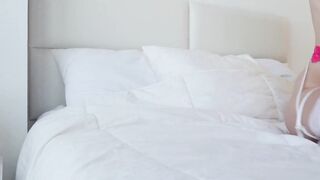 Bubble Butt Cutie Jazlyn-Ray Gives Post Scene Blow Job & Clears My Dick
