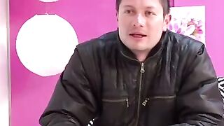Sexy Lady In Extreme Hardcore Anal Threesome
