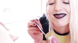 I'm Emoloaica, you're Moisa Robert, so I'll take out your sperm with a knife.Do you r