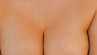 Hot Babe With Perfect Body And Big Natural Boobs Fucks Herself To Orgasm