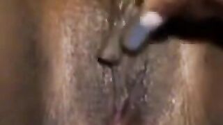 Ebony Camgirl's Big Booty Bounce & Masturbation Show - Exclusive HD Video