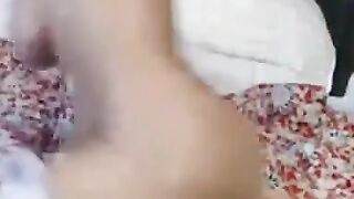 Busty MILF's Curvy Body Shakes While She Gushes On Cam - Exclusive POV