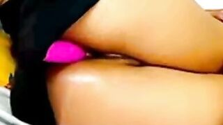 Hot Latin Ass-Slapper - Exotic Dancer's Striptease & Masturbation Live Cam Shows