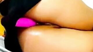 Hot Latin Ass-Slapper - Exotic Dancer's Striptease & Masturbation Live Cam Shows