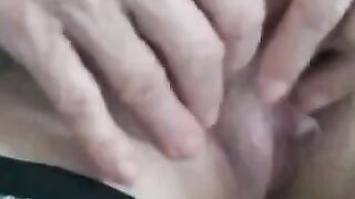Mature MILF Gives Sensual Blowjob on Webcam - French Amateur