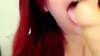 Redheaded Vixen Loves to Play with Herself - Live Cam Show