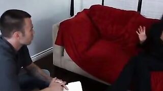 Client Annie Cruise - Pierced Babe Fucked Hard On The Couch