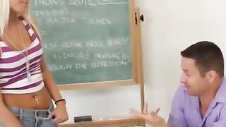 Vanesssa-Cage's Pierced Pussy Rides A Hard Dick - Desk Fucking