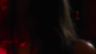 Leaning Lavong - Erotic VR Experience