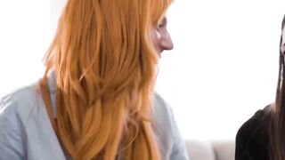 Teenage Curves - Older Woman Teaches women How to Pleasure A Man