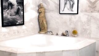 Sex in Bath - Erotic Couple Romance With Hot Milf SINA VELVET