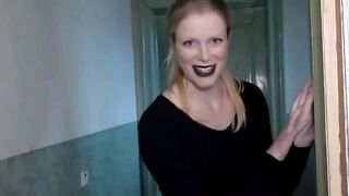 Blondes Blow Best - Hot blondie Claudia Sweet gets her pussy licked & fucked