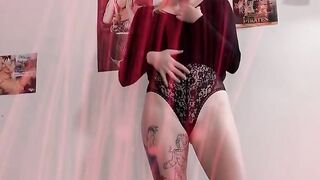 Blondes Blow Best - Hot blondie Claudia Sweet gets her pussy licked & fucked