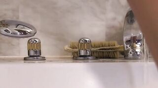 Blondes Babes Bath Time Lesbian Sex Romance - Hot Girl-on-girl Action with Alexis Crystal & Lola Taylor