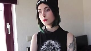 Teenage Landlady Offers Rent in Exchange For Sex - Teens Gone Wild