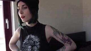 Teenage Landlady Offers Rent in Exchange For Sex - Teens Gone Wild