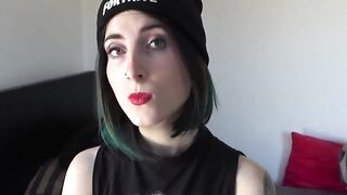 Teenage Landlady Offers Rent in Exchange For Sex - Teens Gone Wild