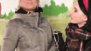 Mature Milf & barely legal Lesbian - Double Dildo Fun With Mommy And Step-Daughter