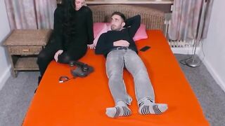 Amateur Masturbation Queen - Phone Vibrator Orgasm